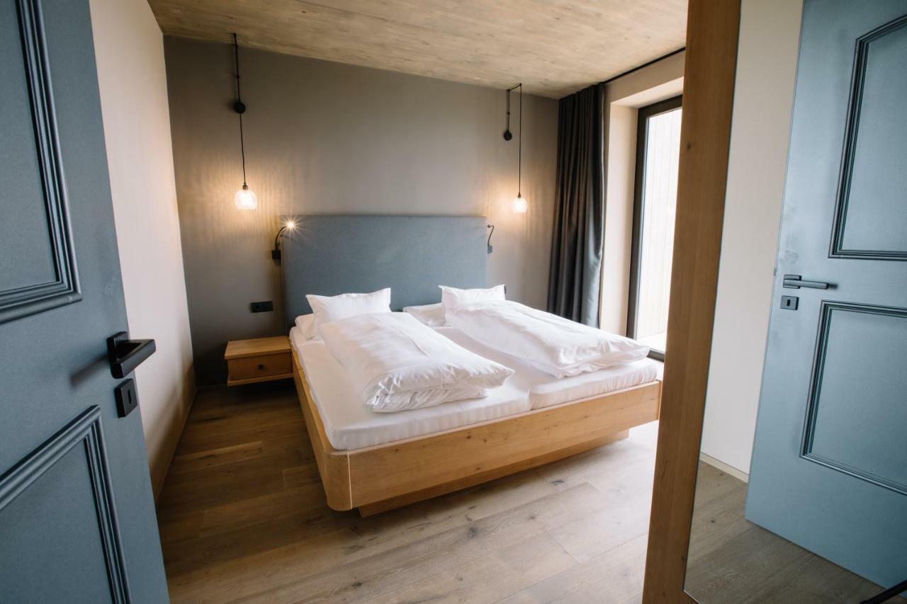 Panoramic Suites Winzerhoehe Шена Екстериор снимка